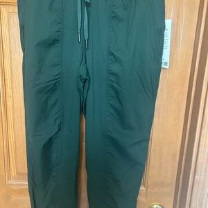 NWT. Lululemon dance studio jogger. Size 10. Legacy green. 7/8 length.